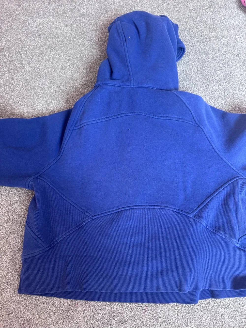 lululemon cropped scuba